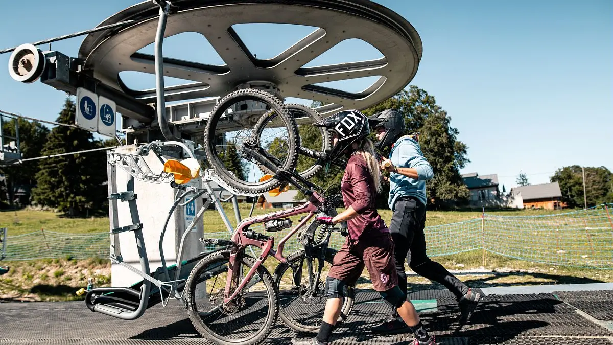 Embarquement au télésiège