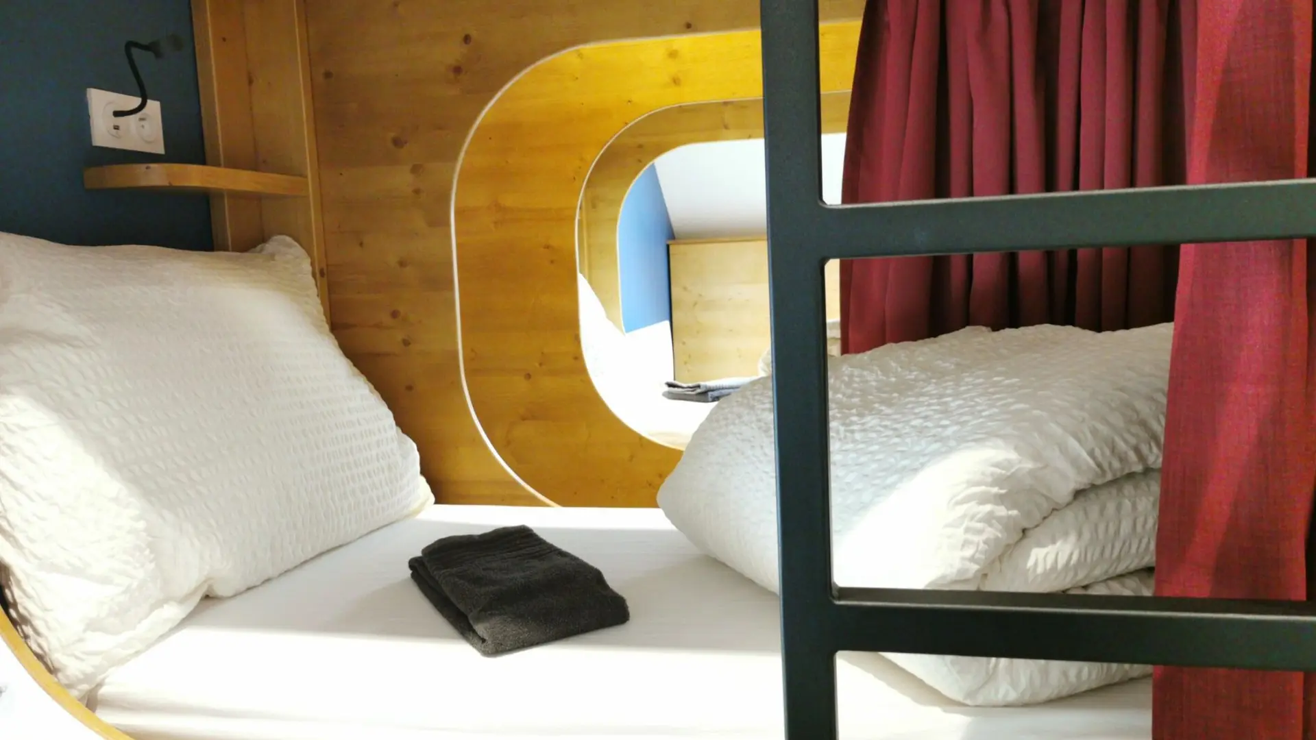 hostel bed