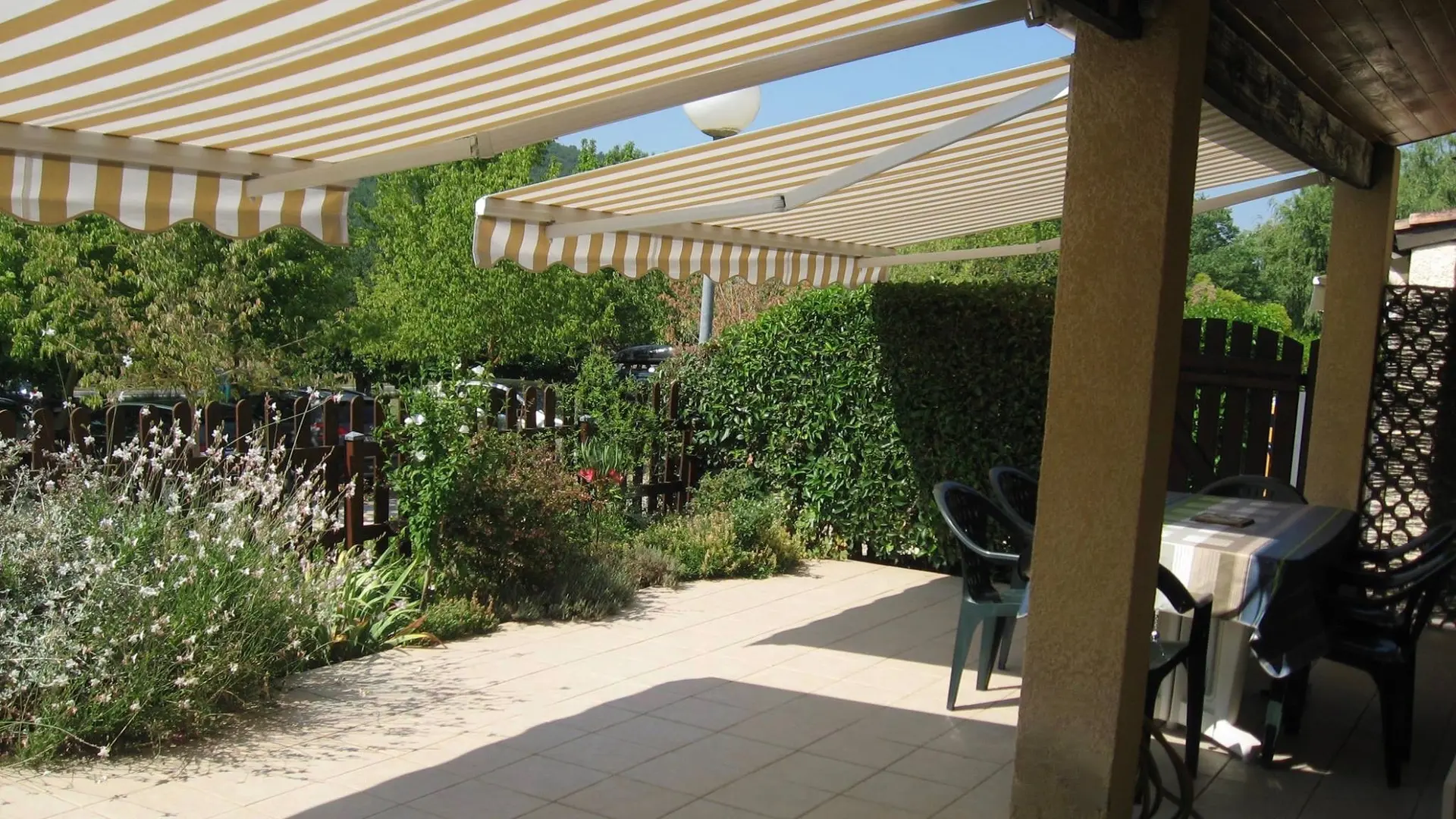 L'Espaï Mazets 8 et 9 Terrasse