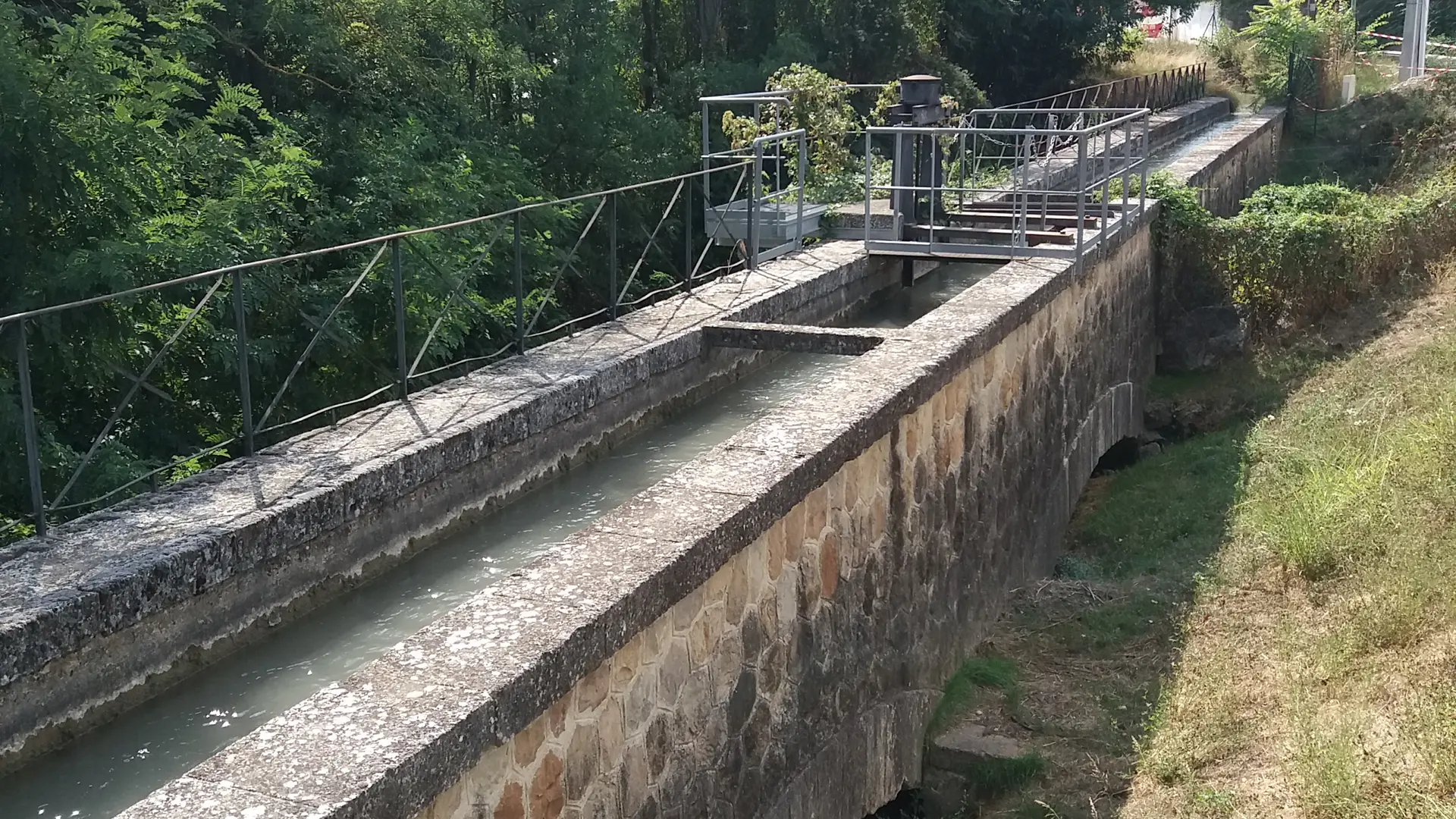 Pont aqueduc des Espels