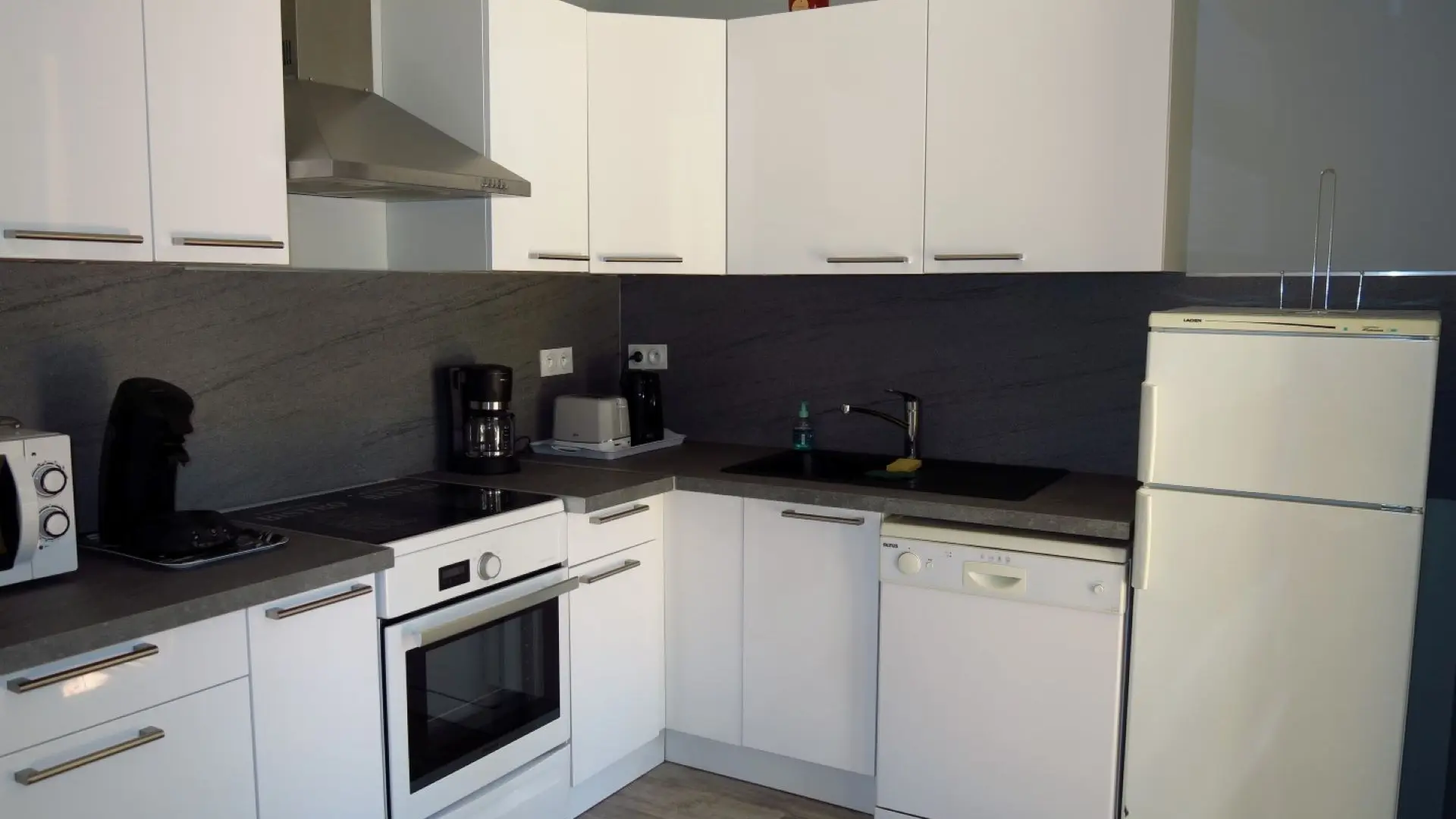 Appartement T3 - 5 personnes_Hyères