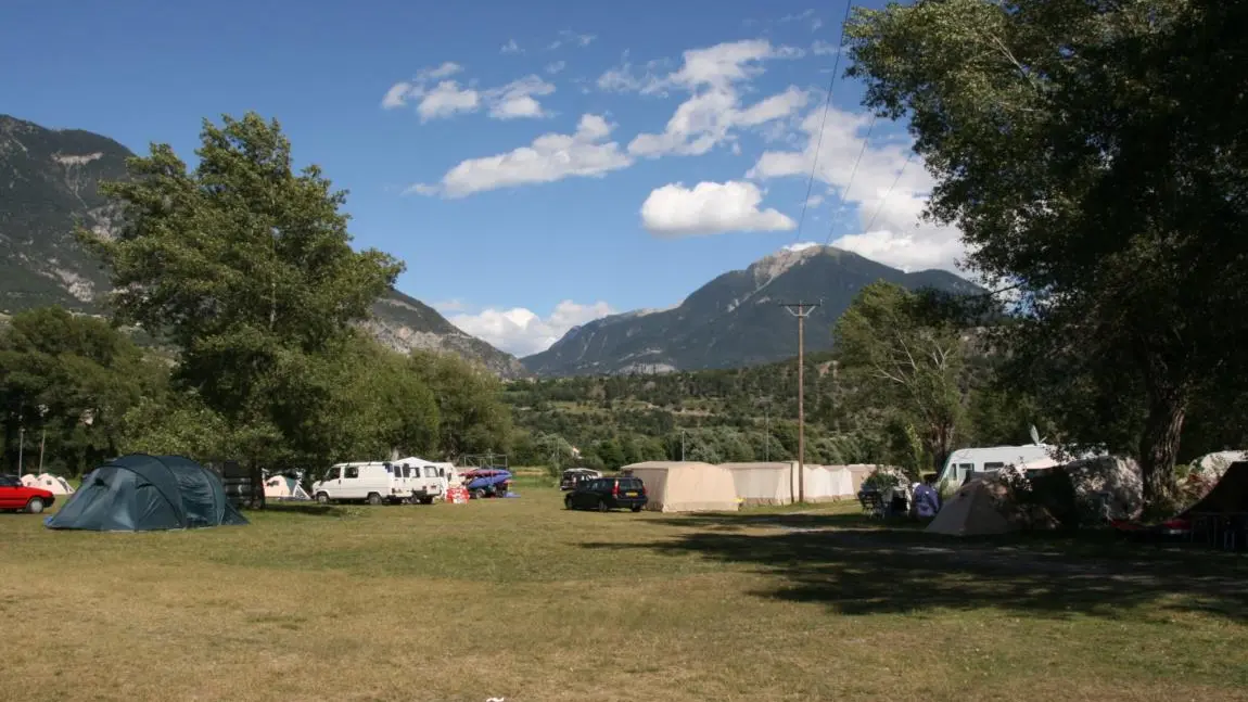 Intérieur camping en été