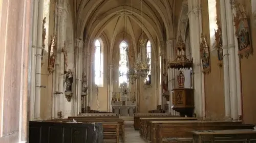 Interieur de l'Eglise Saint Martin de Tours