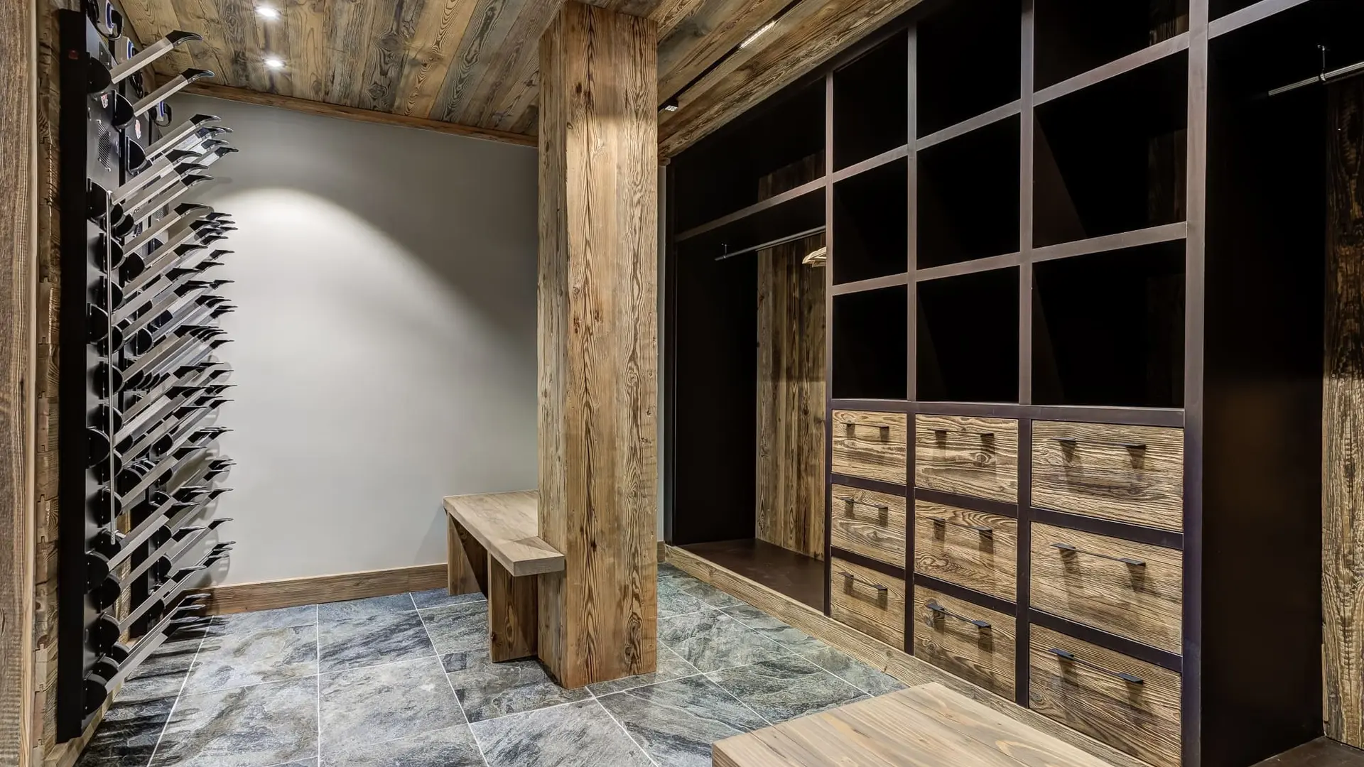 Ski room chalet Azurite