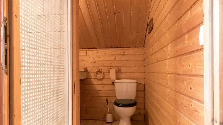 Salle d'eau dans chambre 2