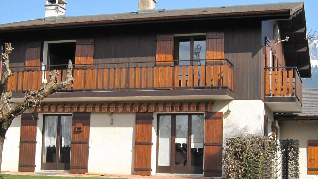 Gîte à l'étage avec les 2 balcons