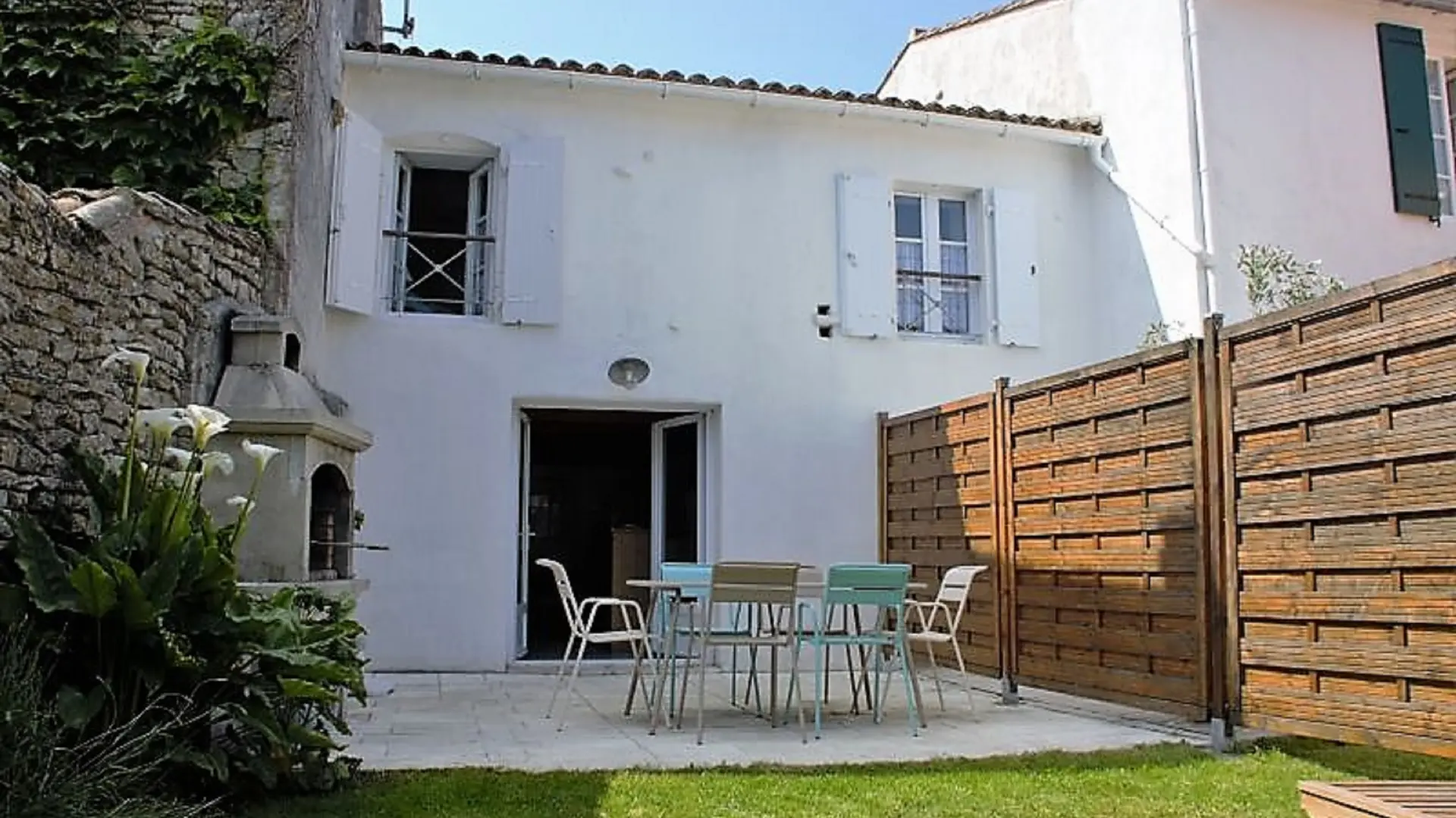 Maison, côté jardin