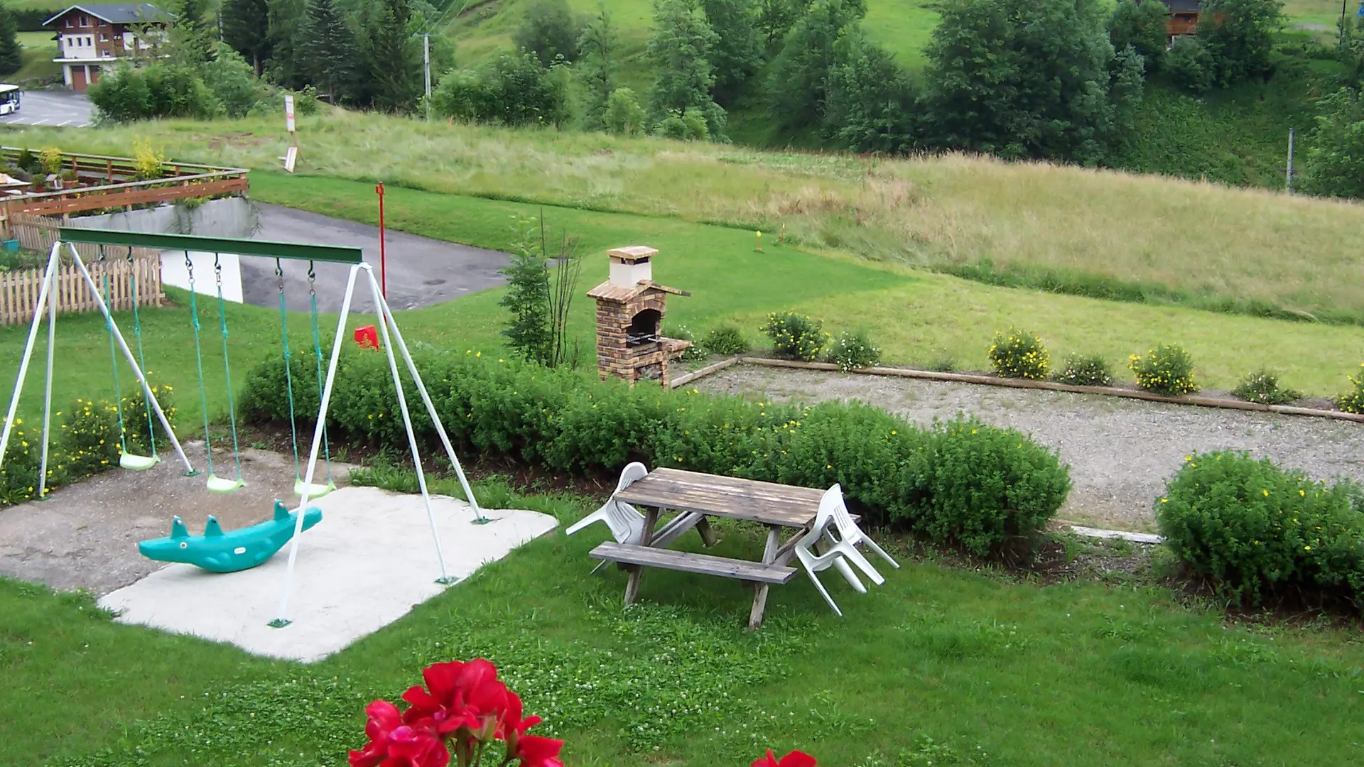 Jardin commun/Communal garden-Les Rocailles-Le Grand-Bornand