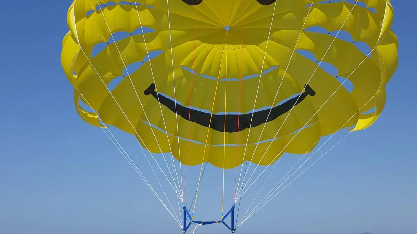 Parachute ascensionnel Le Brusc