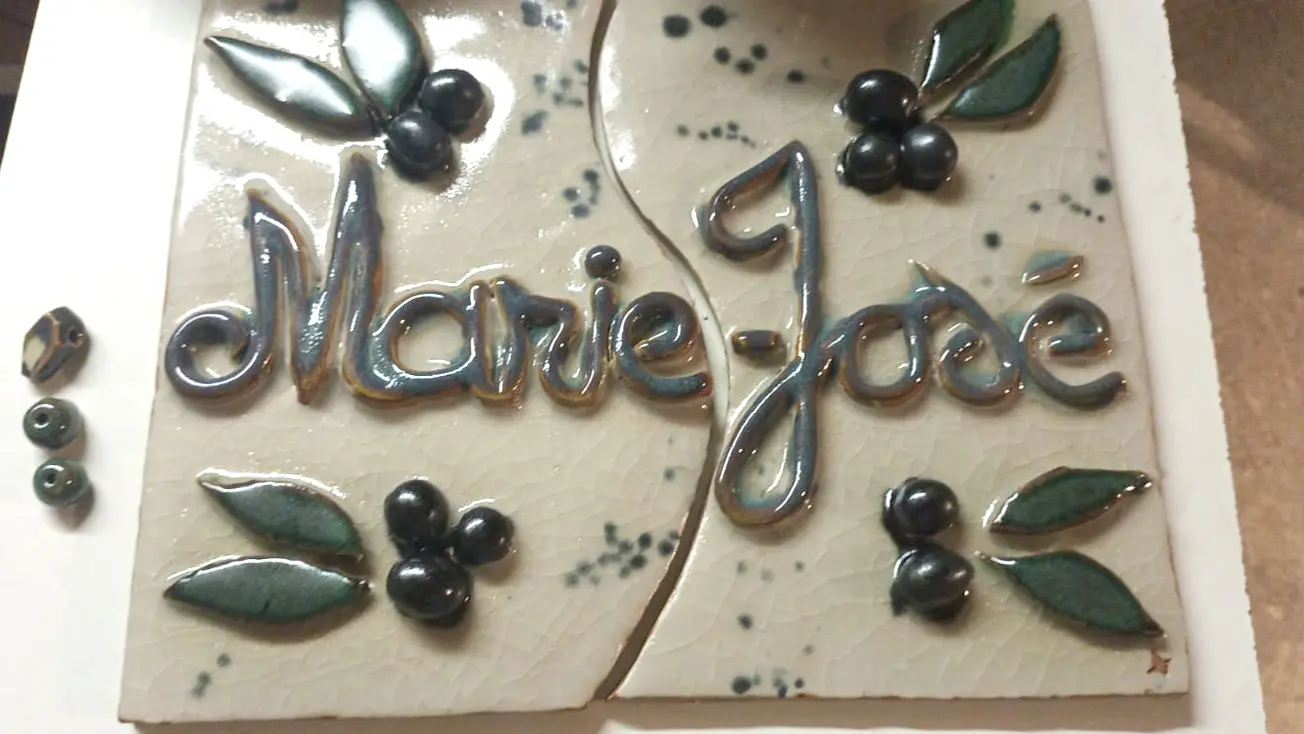 Plaque maison -  Benjamin Artese, céramiste à Cuers