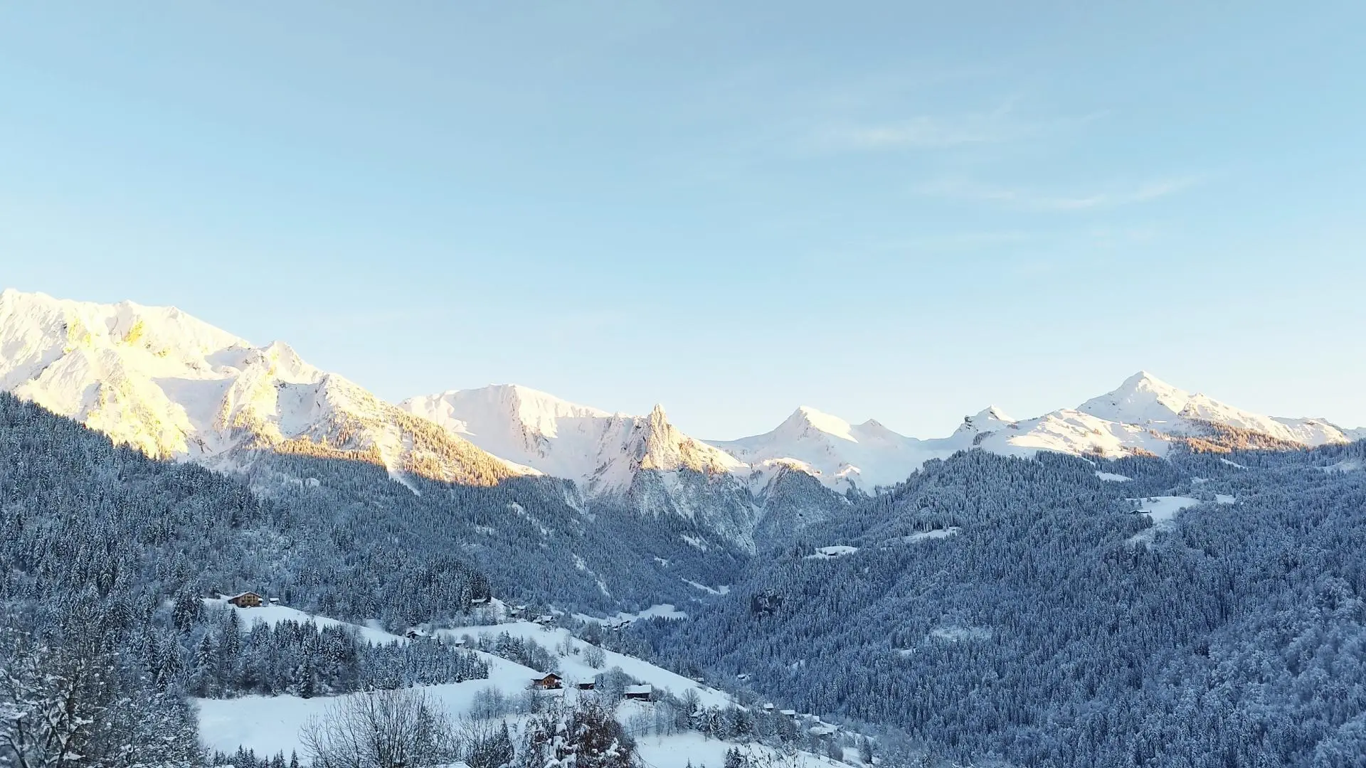 Le fond de la vallée en tenue d'hiver
