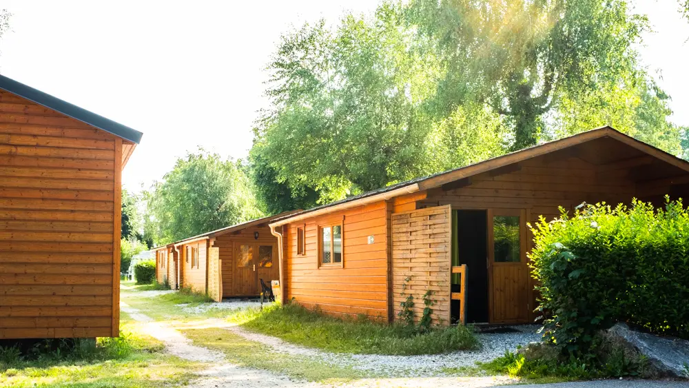 Les chalets du bord du lac