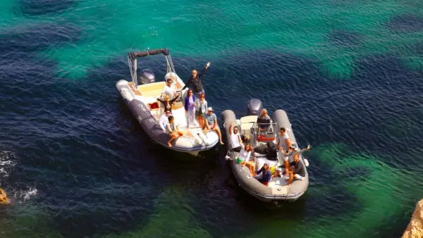 Boat privatization A special day : experience your Bachelor / Bachelorette party at sea