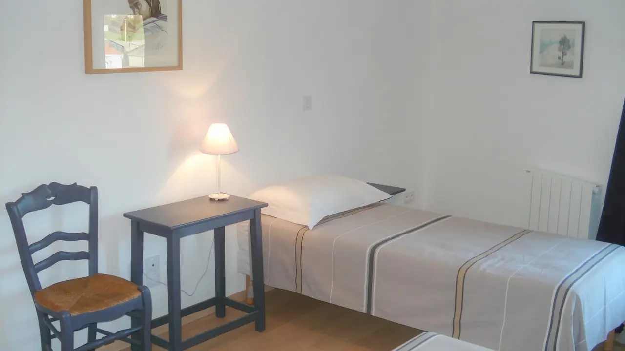 chambre Les mouettes , 3 lits de 80
gîte entre-soi