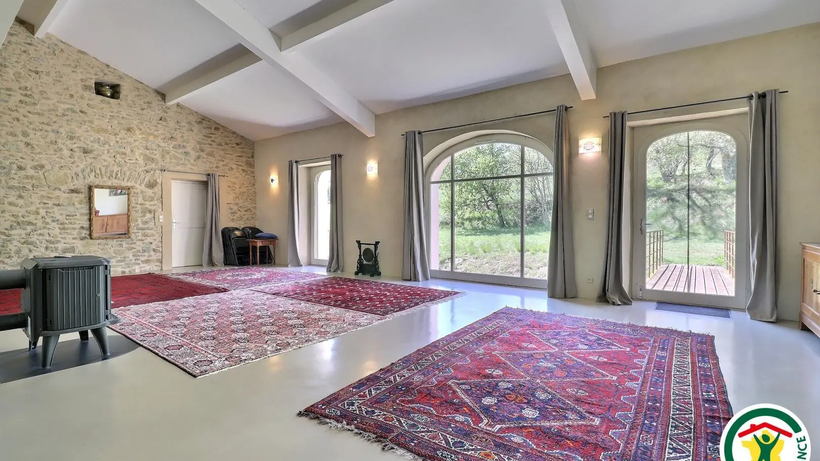 Salle d'activités, yoga, séminaires
