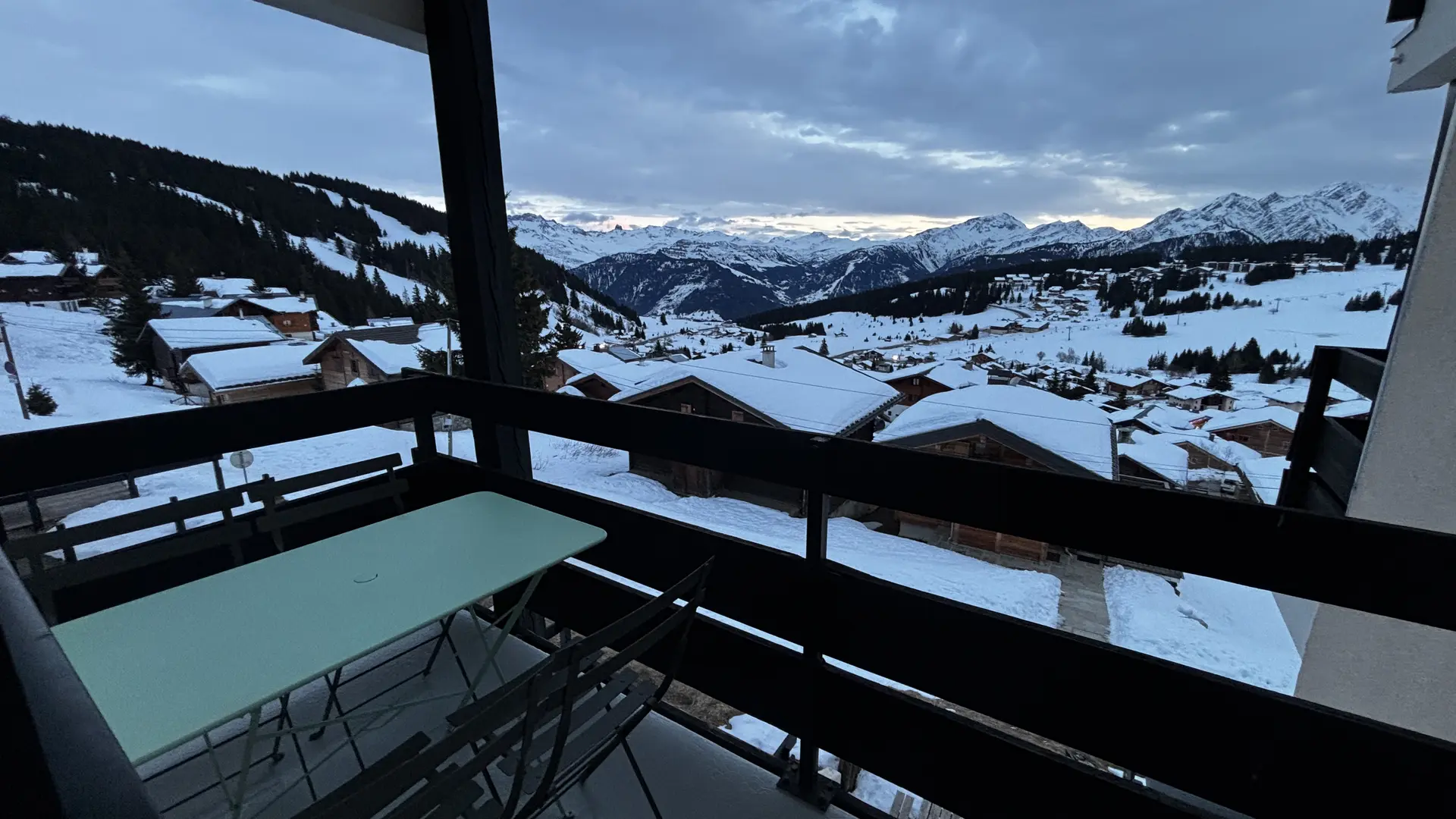 udio cabine 4 pers -  Le Bisanne 27_Les Saisies