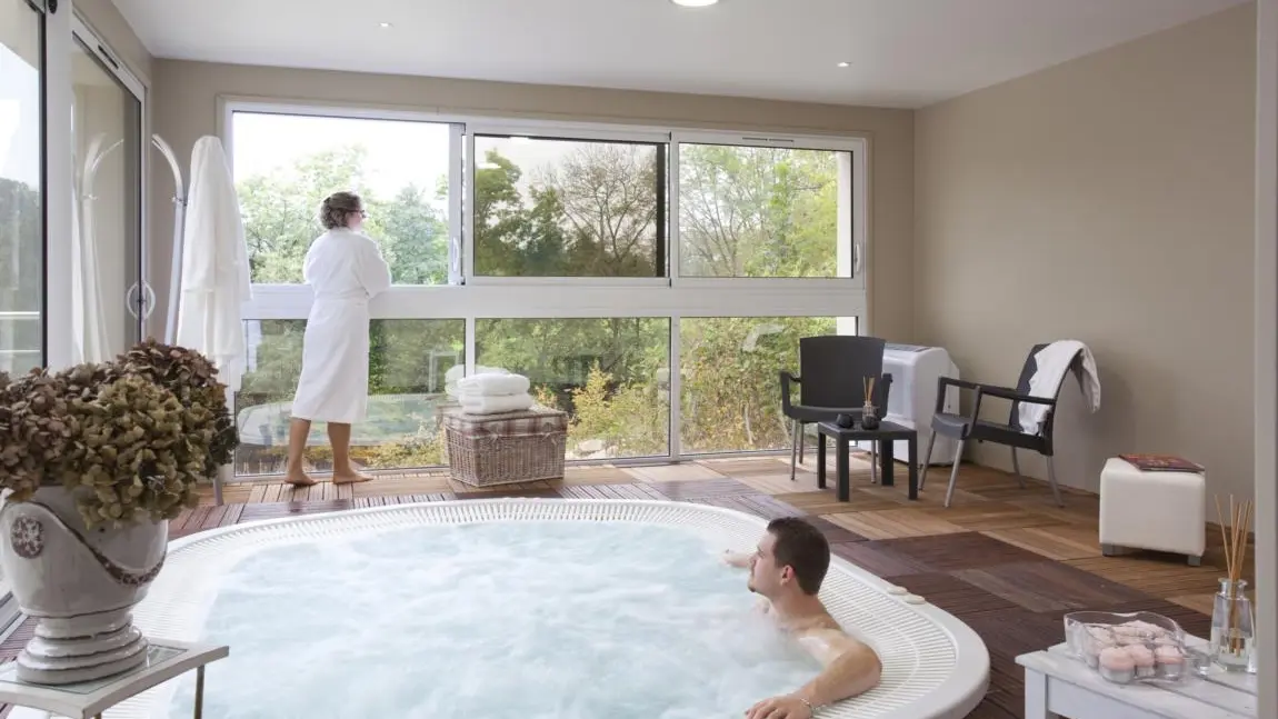 Hôtel Restaurant Blanc Marigny-Saint-Marcel