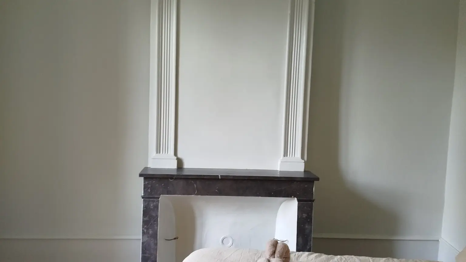 Chambre Pin Parasol