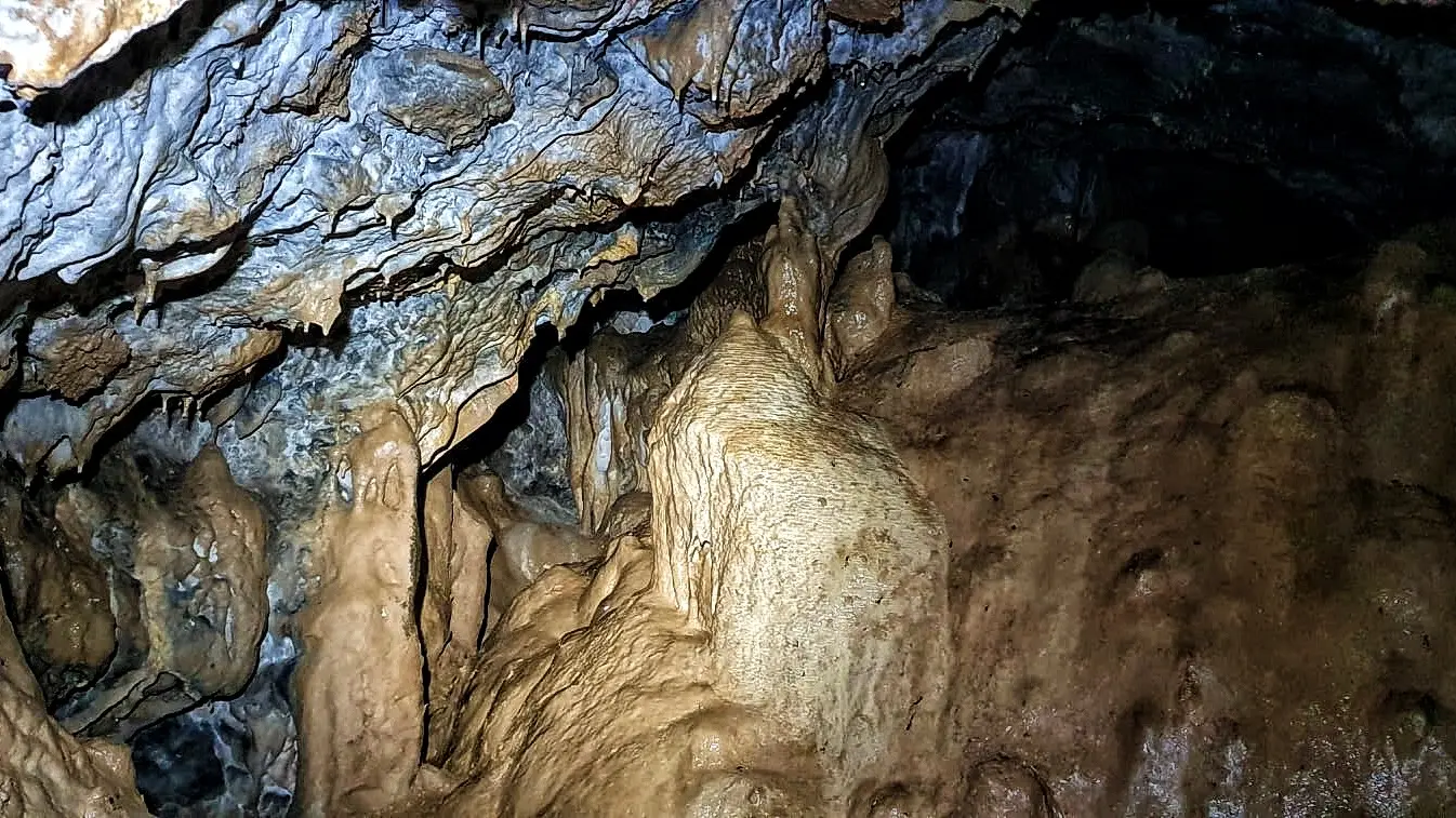 Merveilles souterraines, sur le territoire du Sisteronnais Buëch