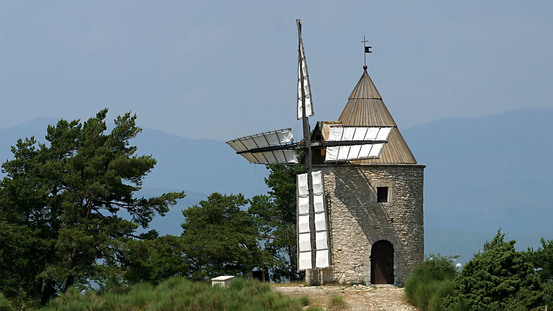 Le moulin de Montfuron