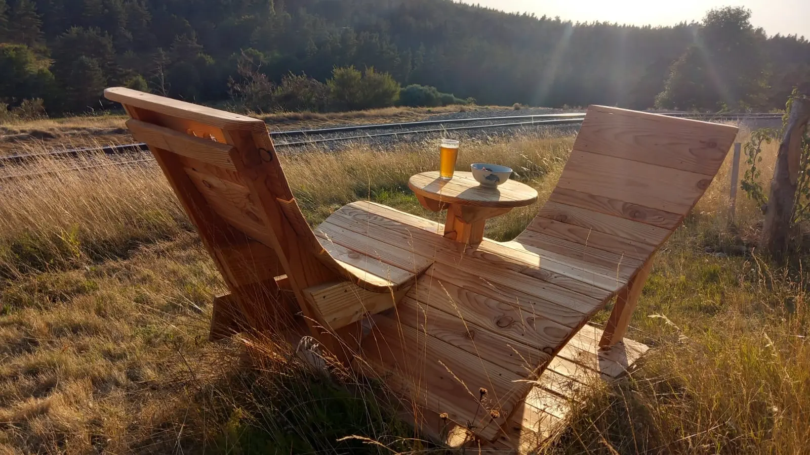 Siège double face à face