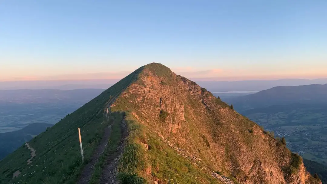 Le Môle au soleil couchant