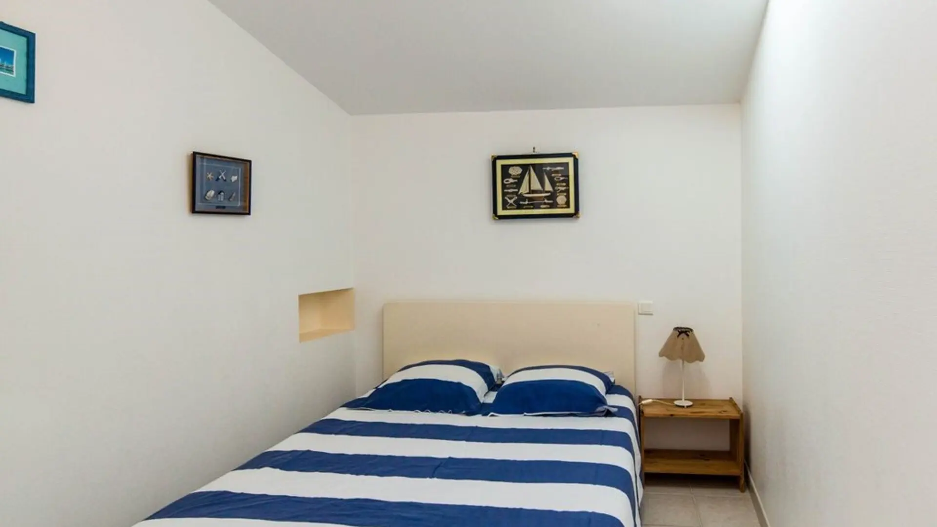 First bedroom - Double bed