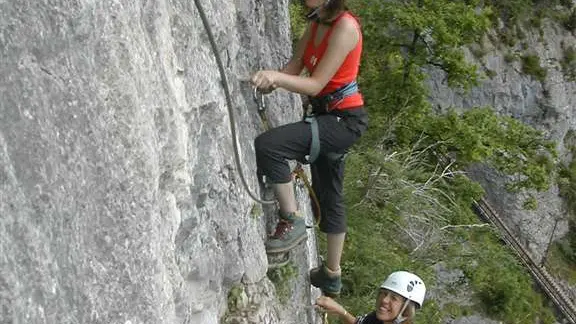 Une trés belle Via Férrata proche du Gîte ( sur internet : cascade de l'Oule )