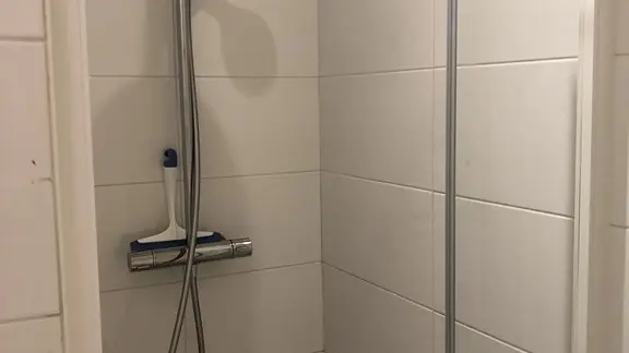 Douche en salle d’eau