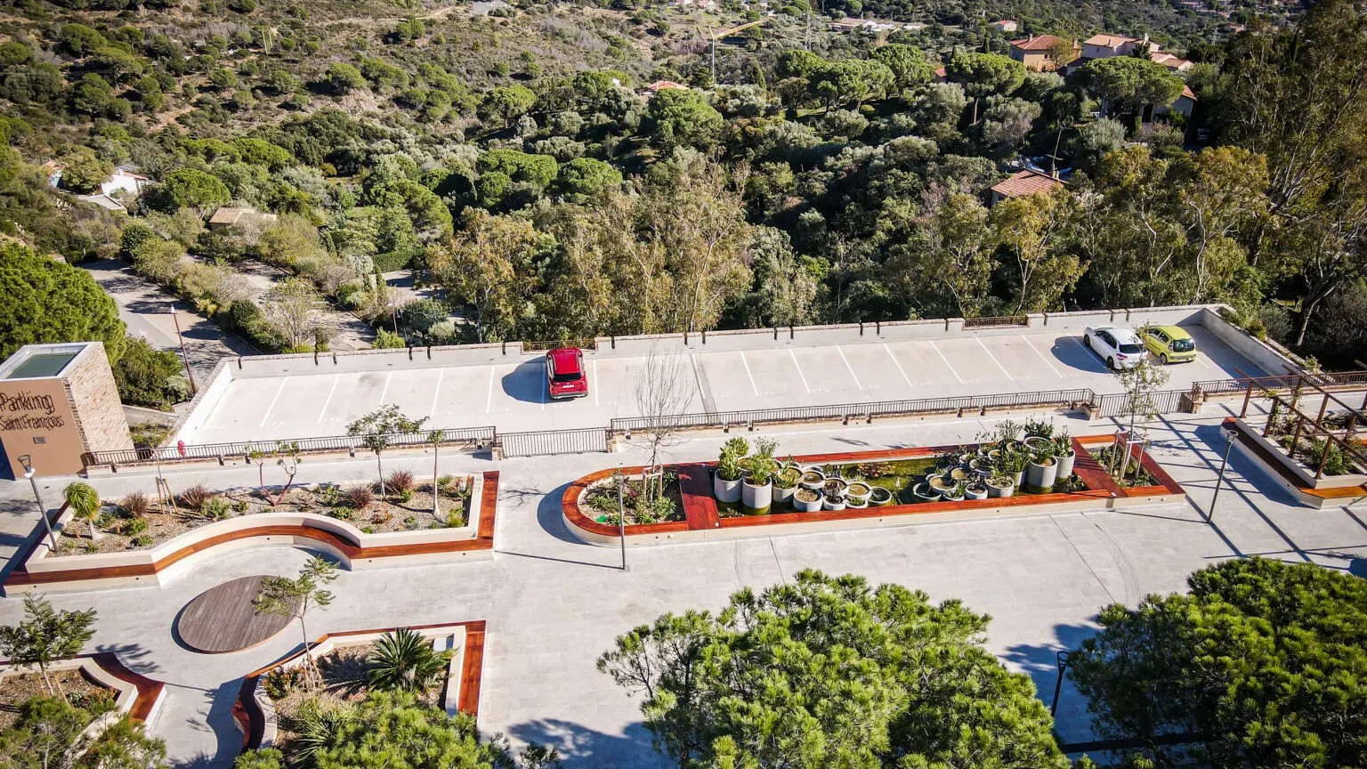 Esplanade parking St François