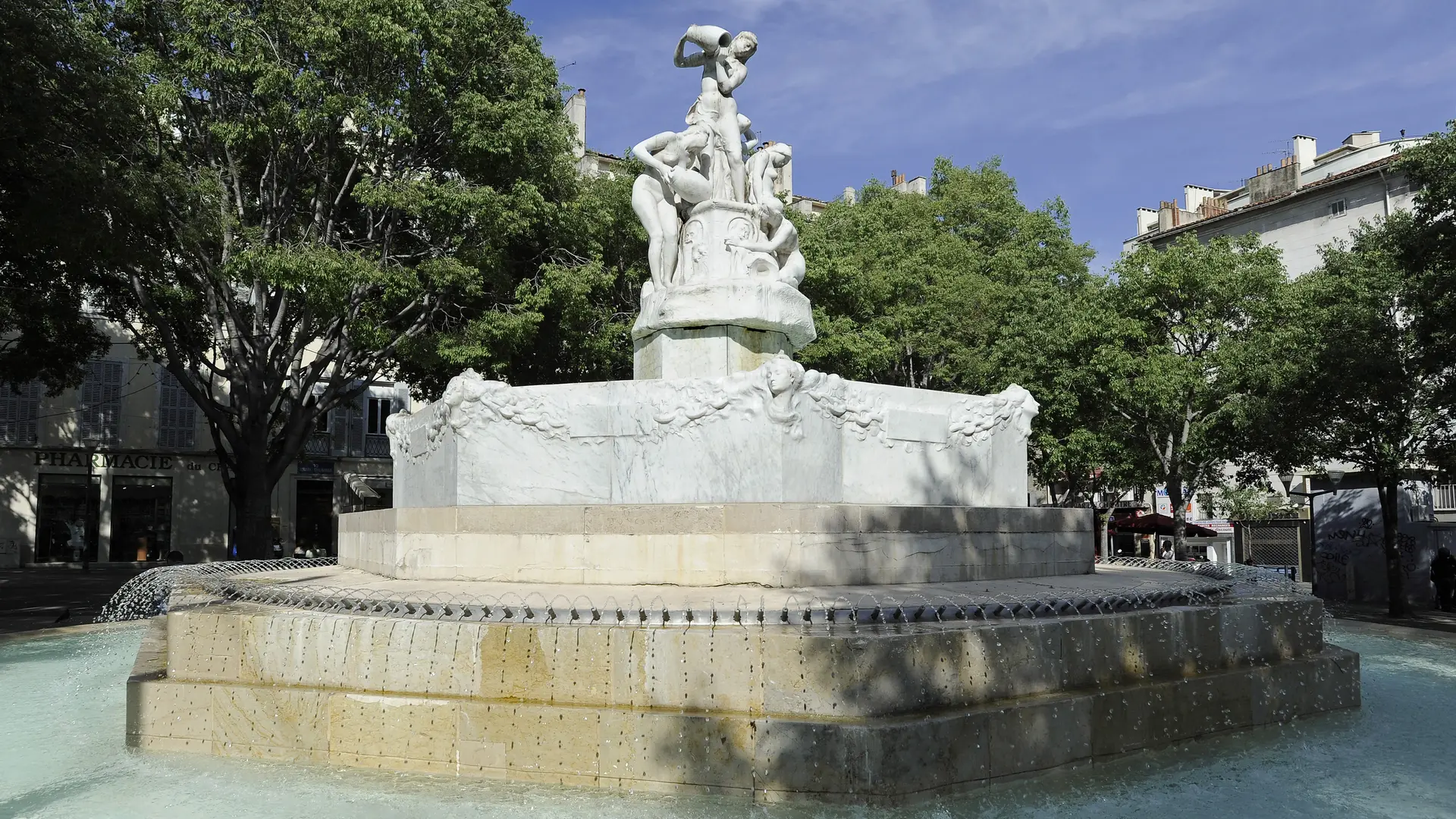 fontaine des Danaïdes