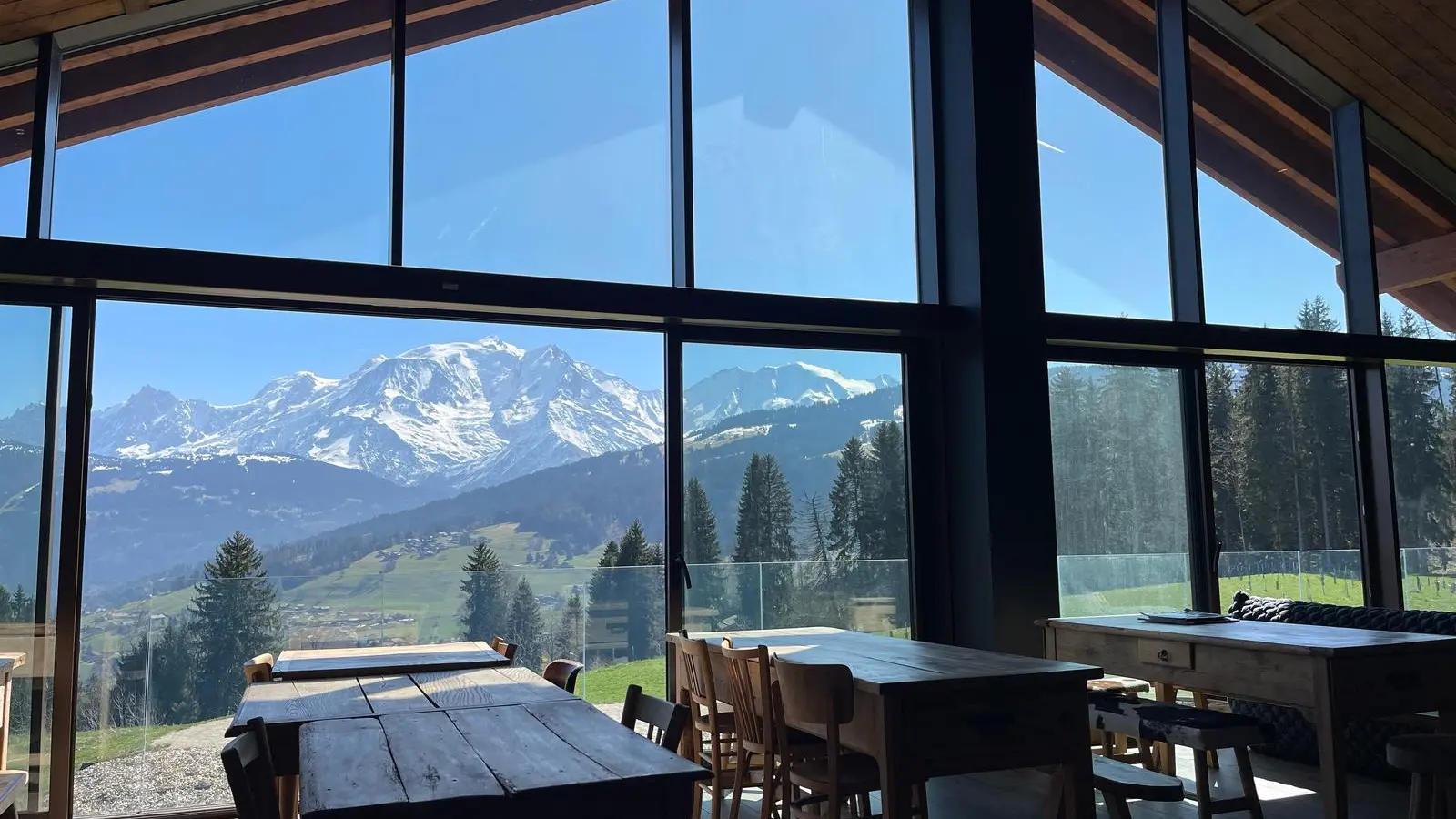 salle à manger vue mont blanc