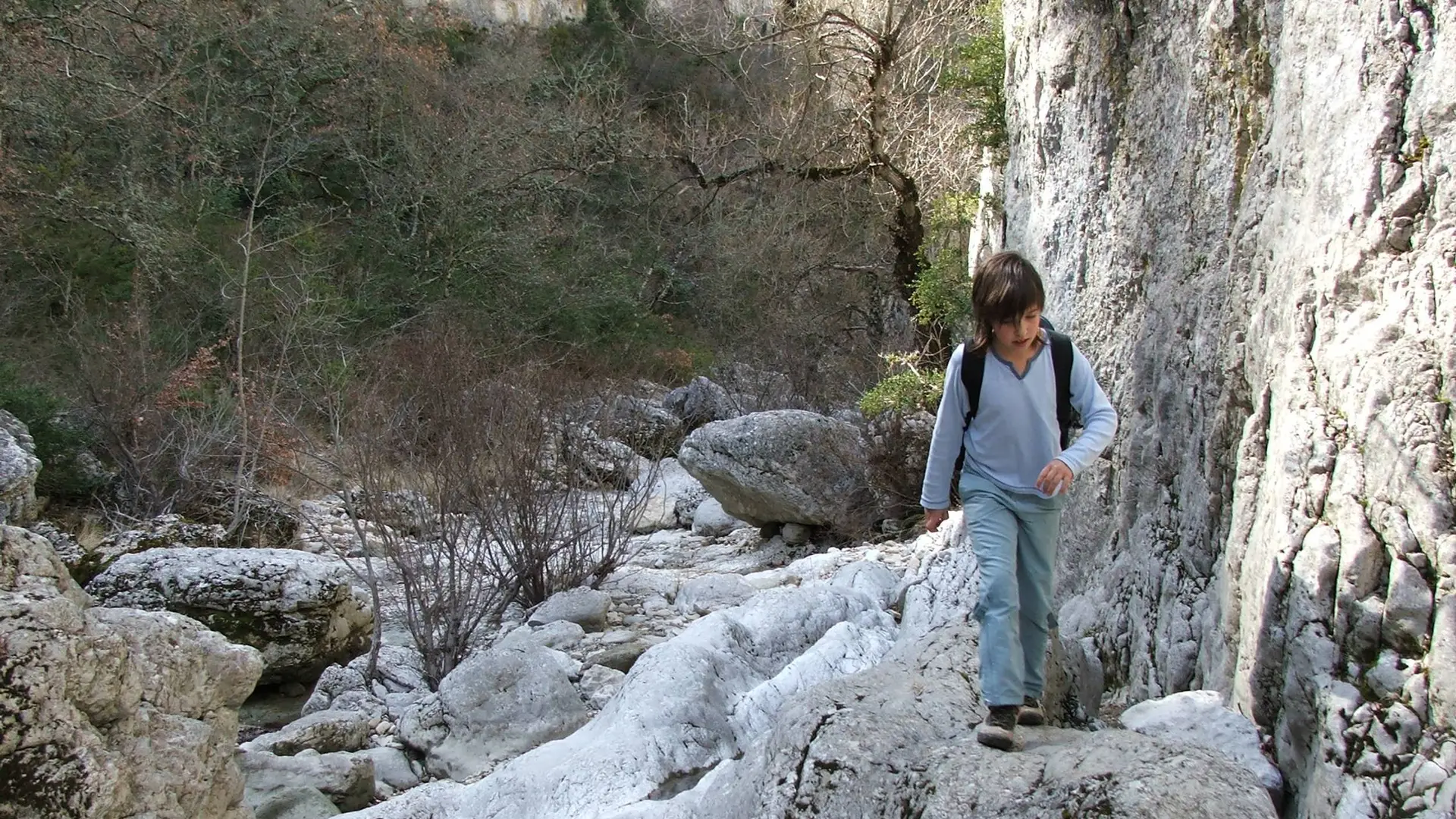 Cheminement au coeur des gorges