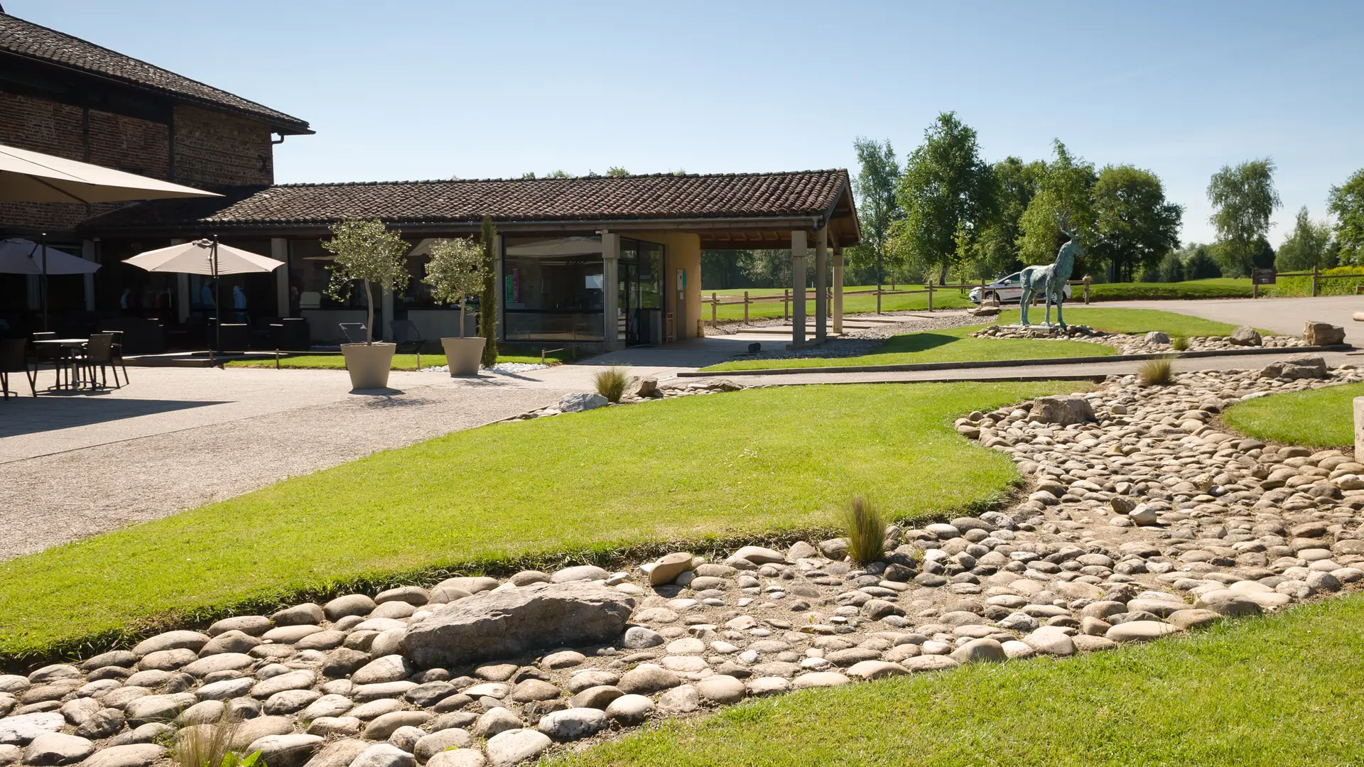 Entrée du golf