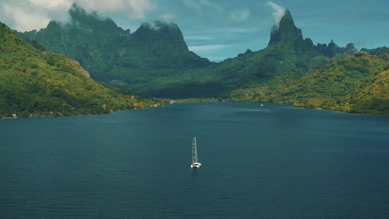 Sail Tahiti