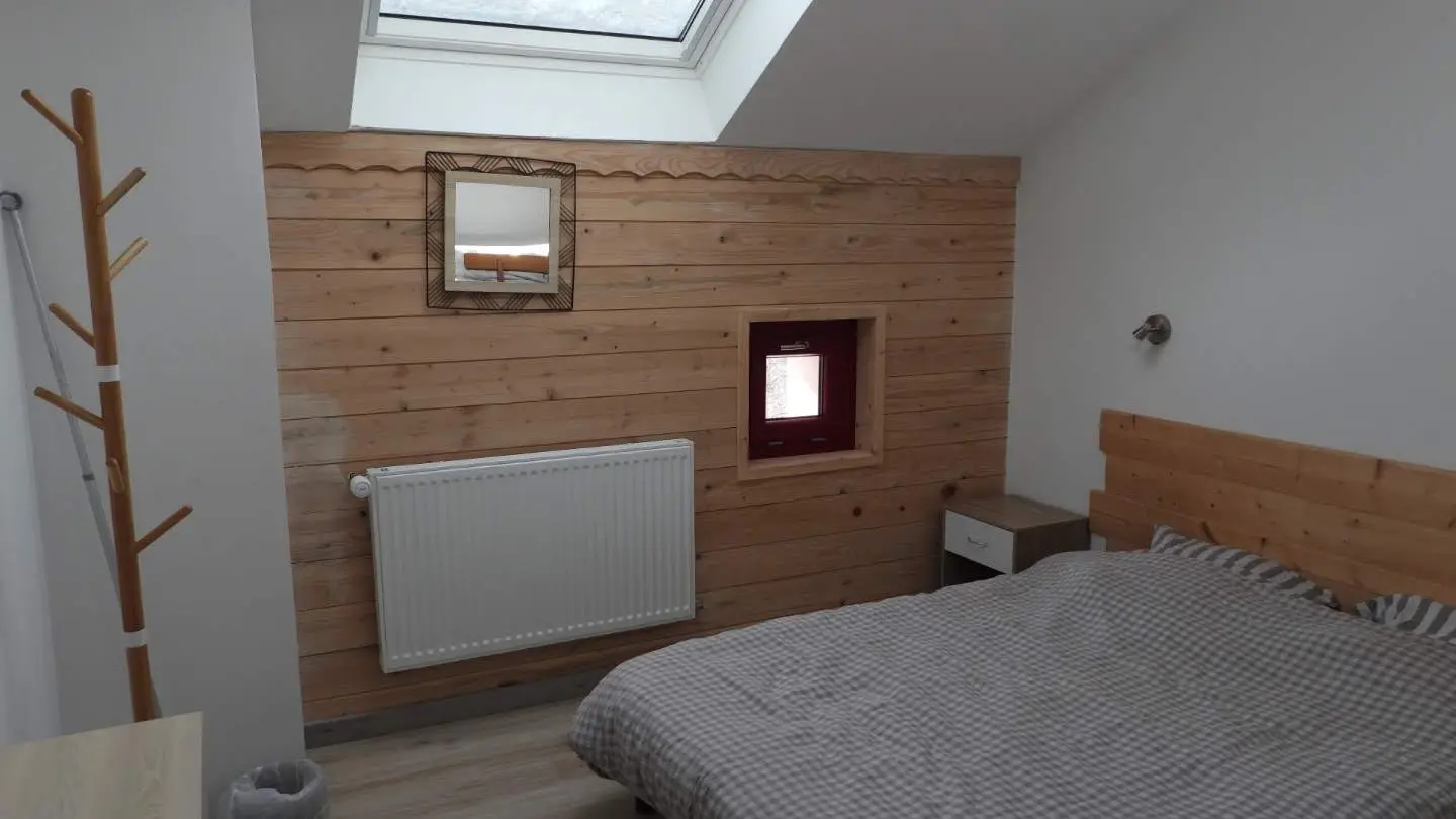 chambre 7 du gîte les carlines Demi pension