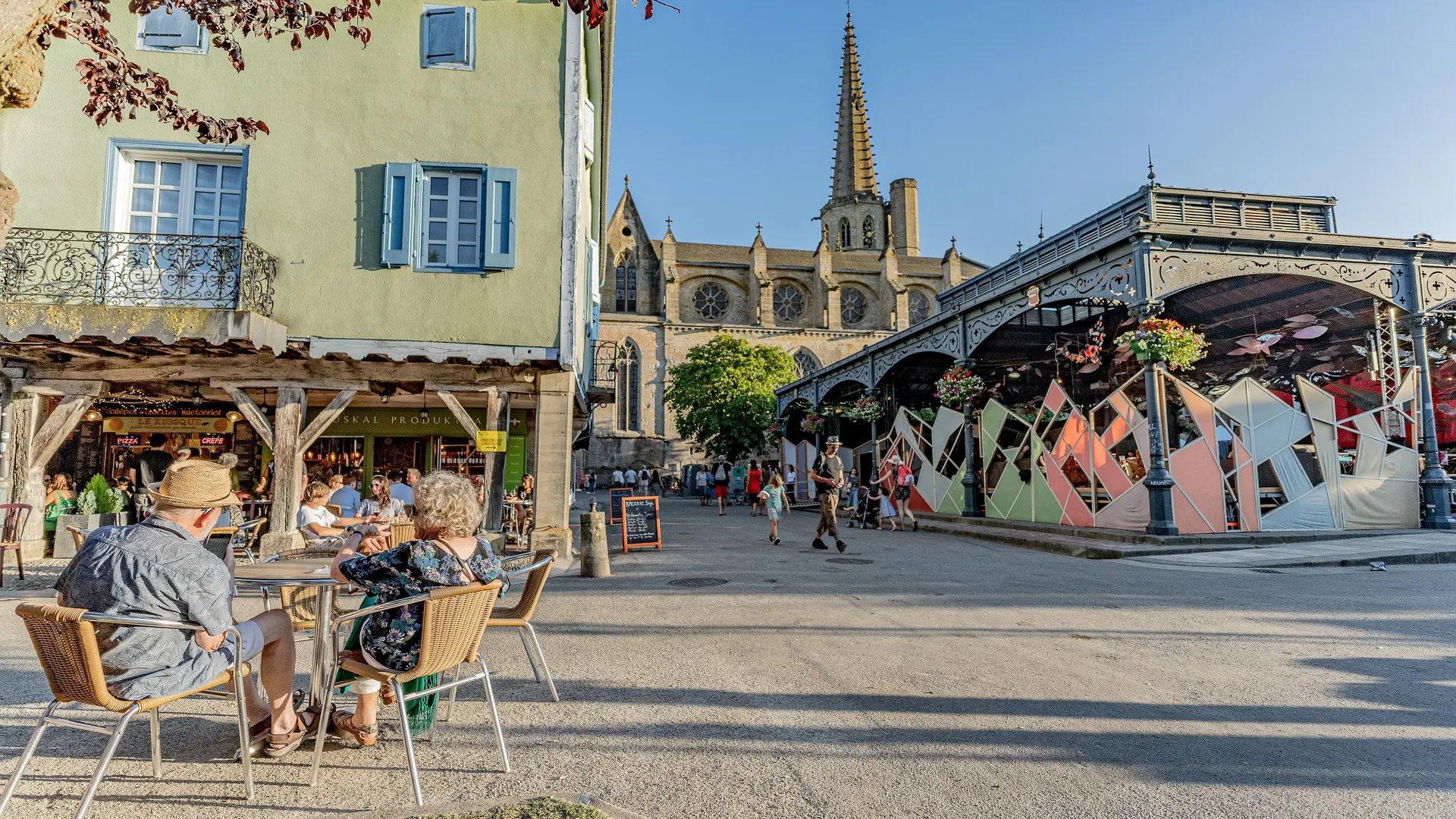 Terrasses sur la Place des Couverts - Mirepoix