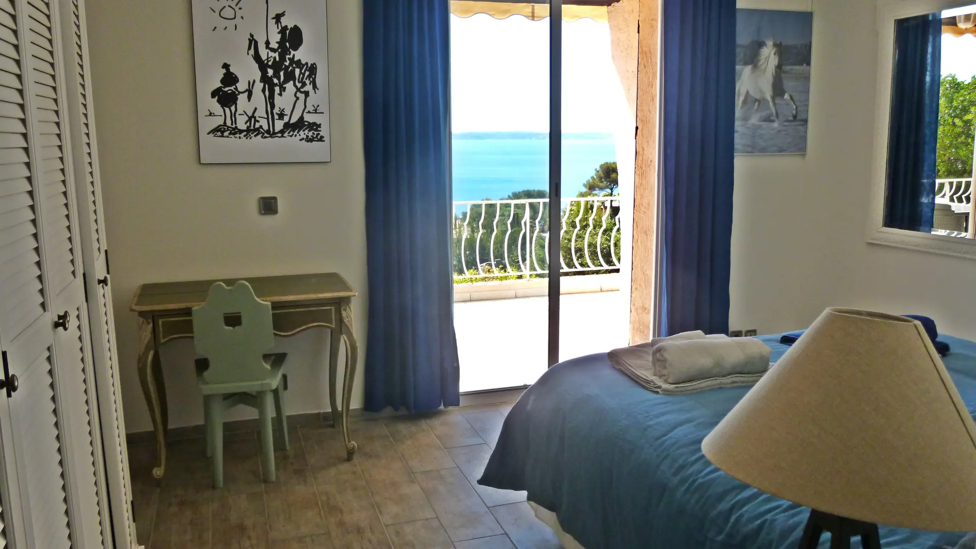 Chambre la Provençale avec vue mer
