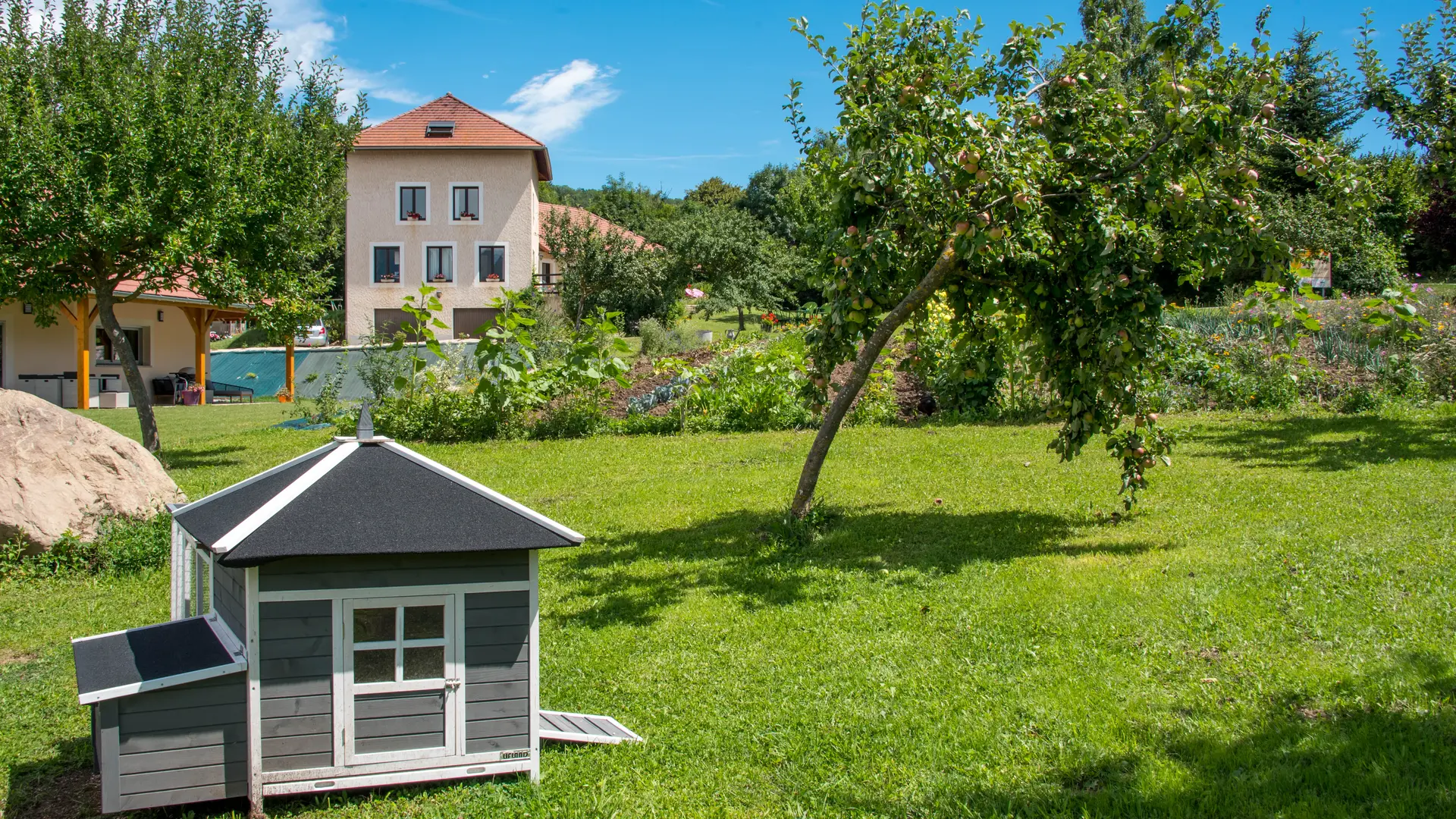 Bed and Breakfast La Combe fleurie, St Bonnet, Champsaur valley, Hautes-Alpes