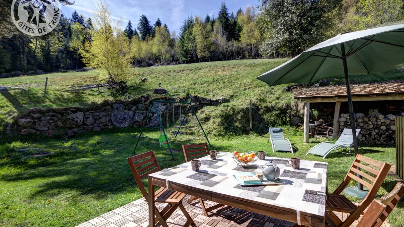 En bout de terrasse la pratique du fauchage raisonnée entretien la biodiversité