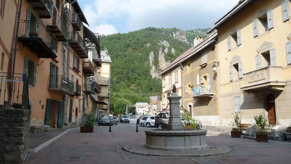 Le Péonien n°3-Fontaine-Péone-Gîtes de France des Alpes-Maritimes