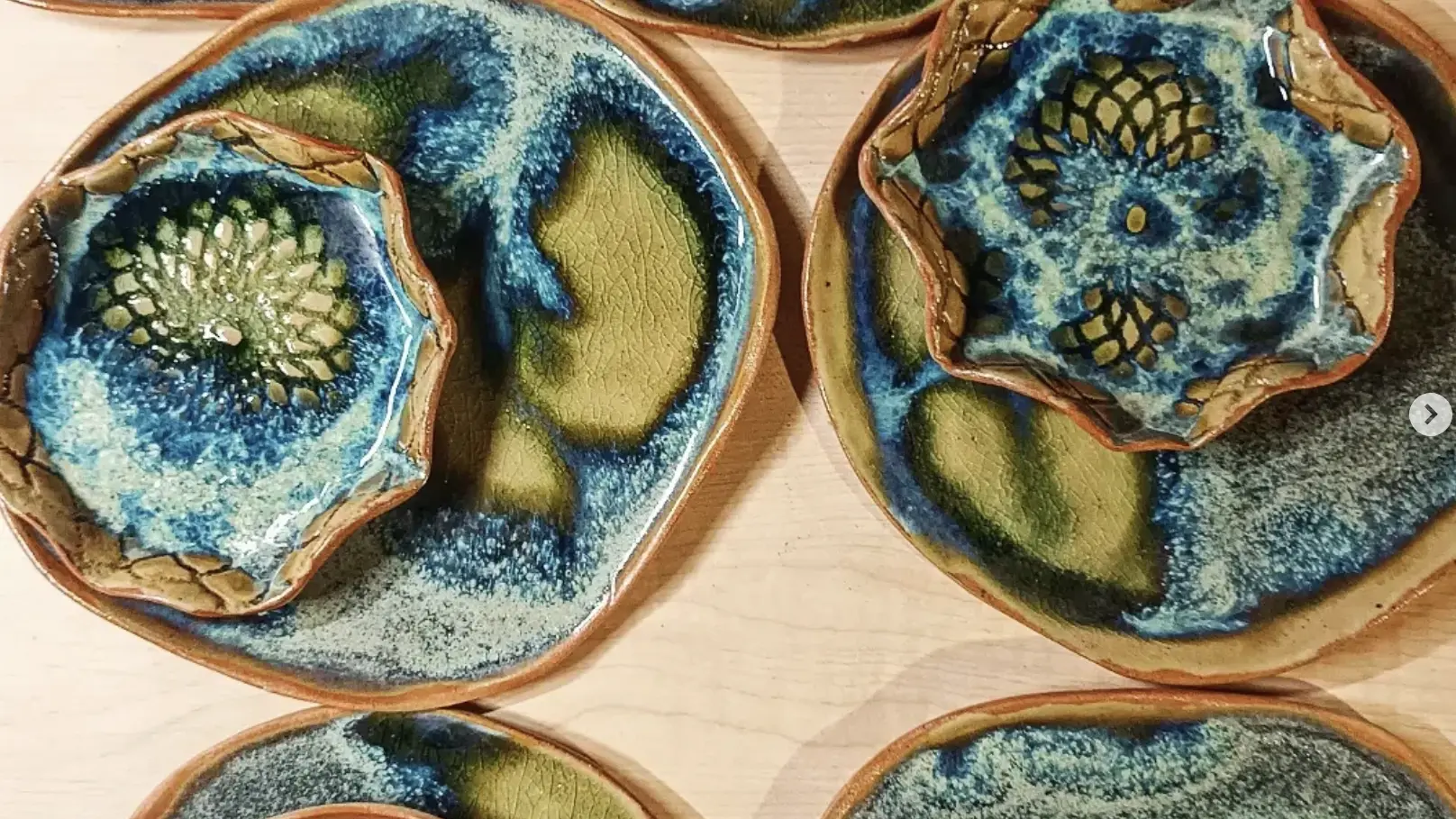 Service assiettes -  Benjamin Artese, céramiste à Cuers