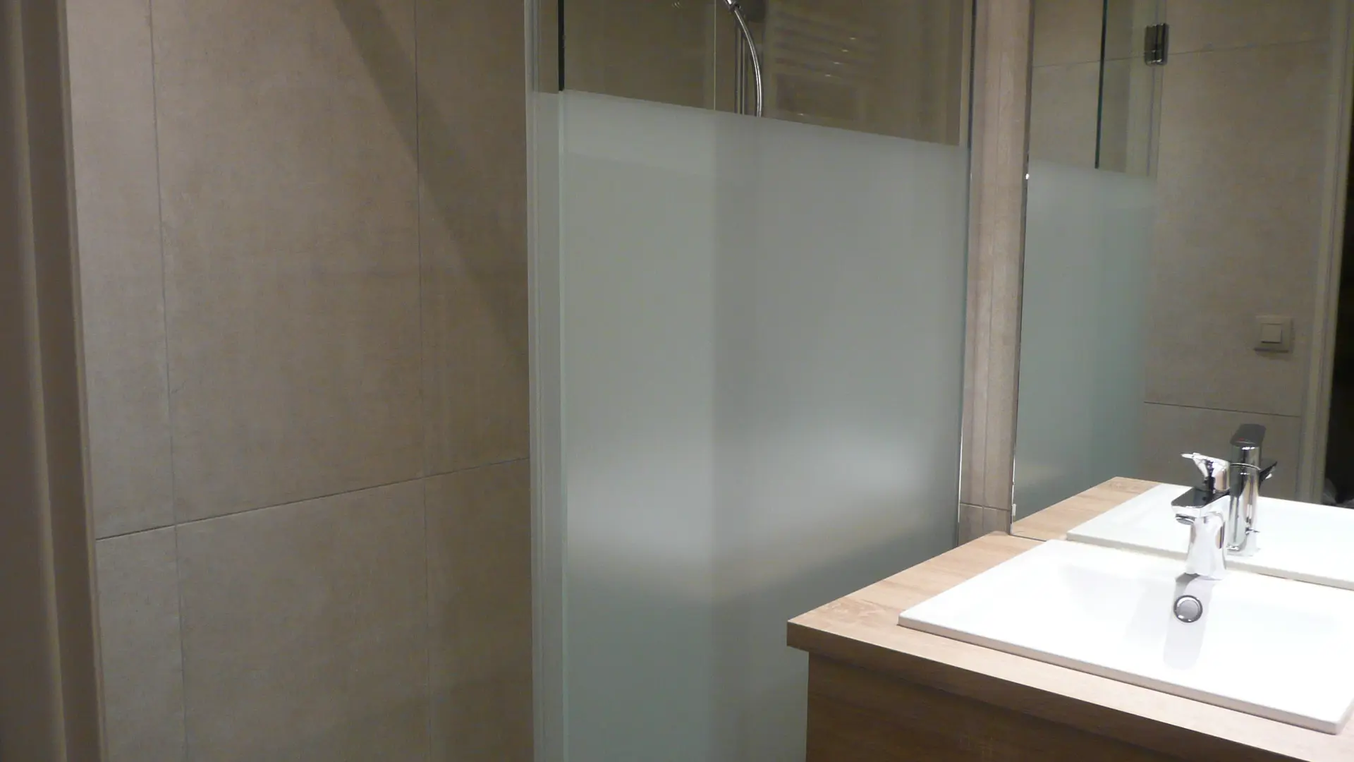 Bathroom 1 - Le 146 place de l'église - Le Grand-Bornand