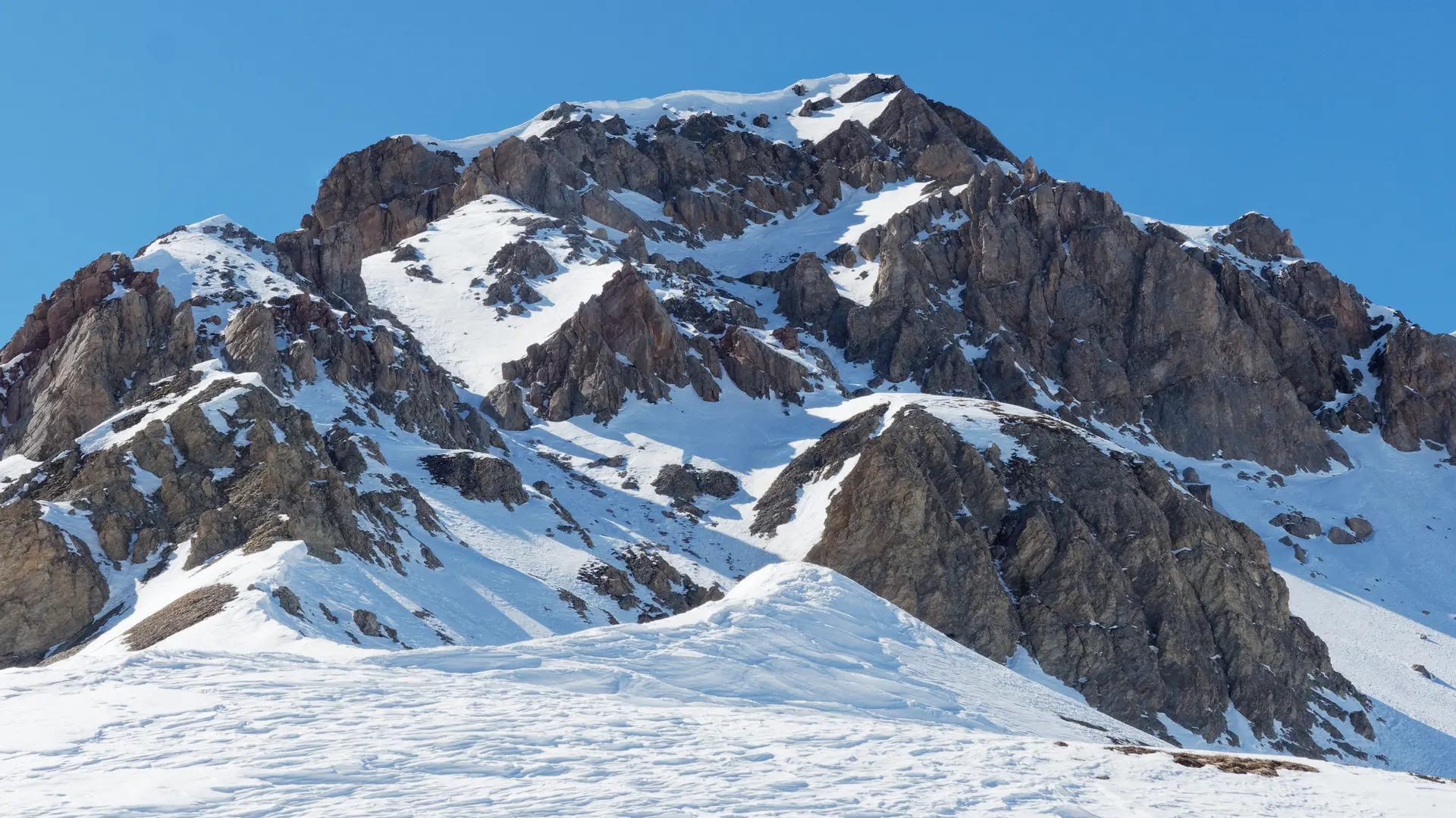 Panorama sur le pic de Beaudouis