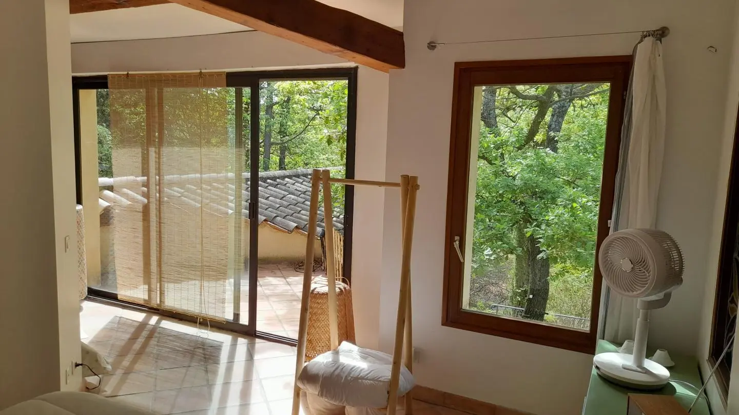chambre étage avec accès terrasse