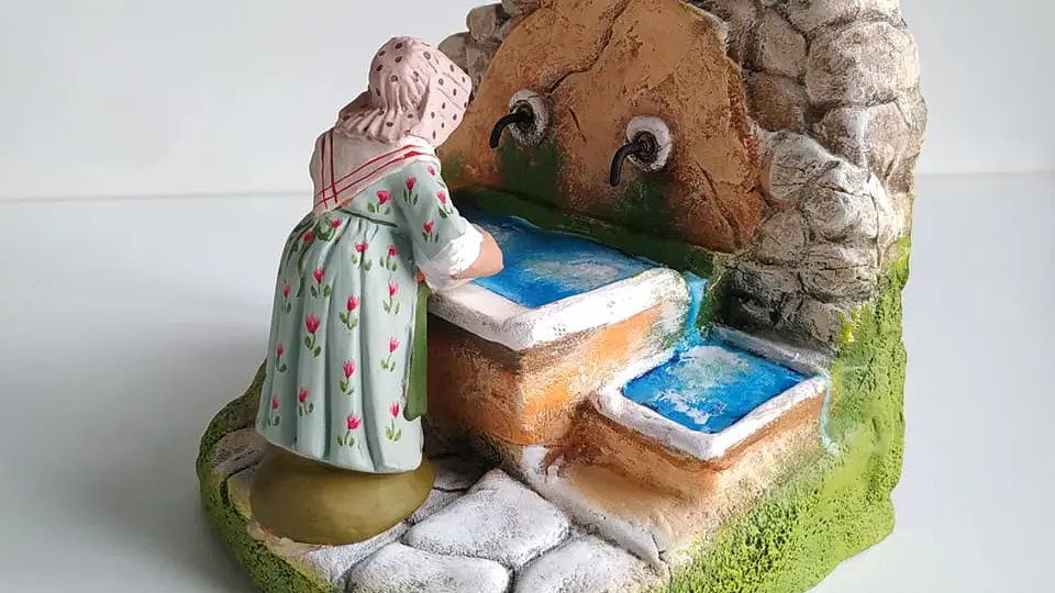 Lavoir avec santon, la lavandière