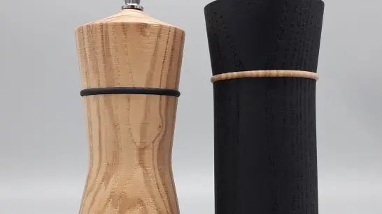 Salt & pepper mill