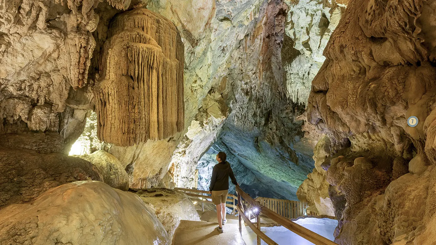Les Grottes du Cerdon
