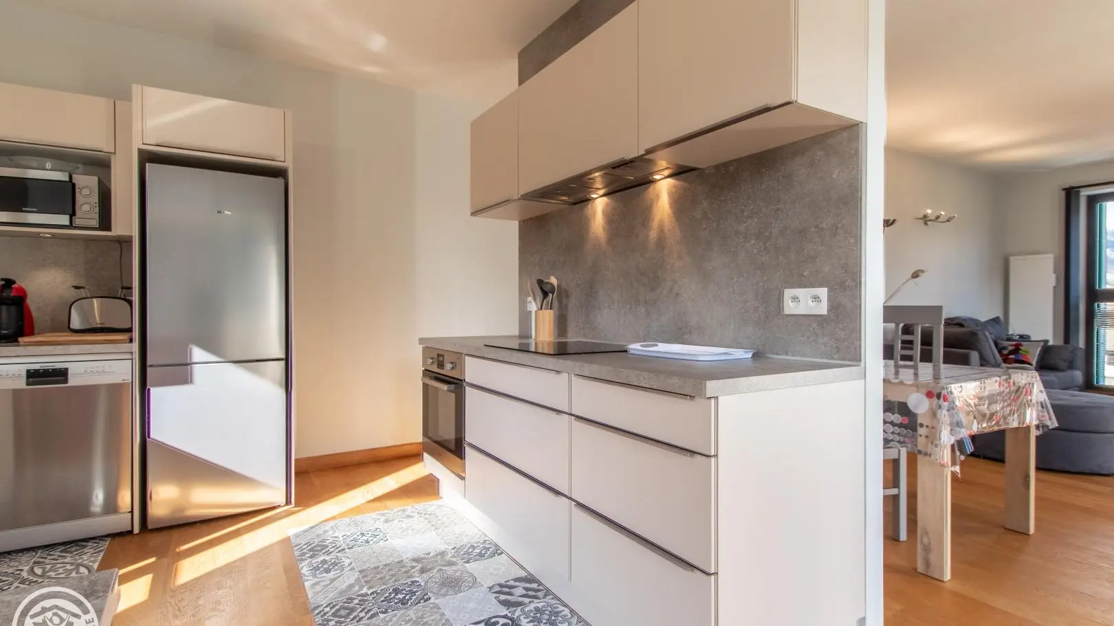 Cuisine ouverte sur séjour