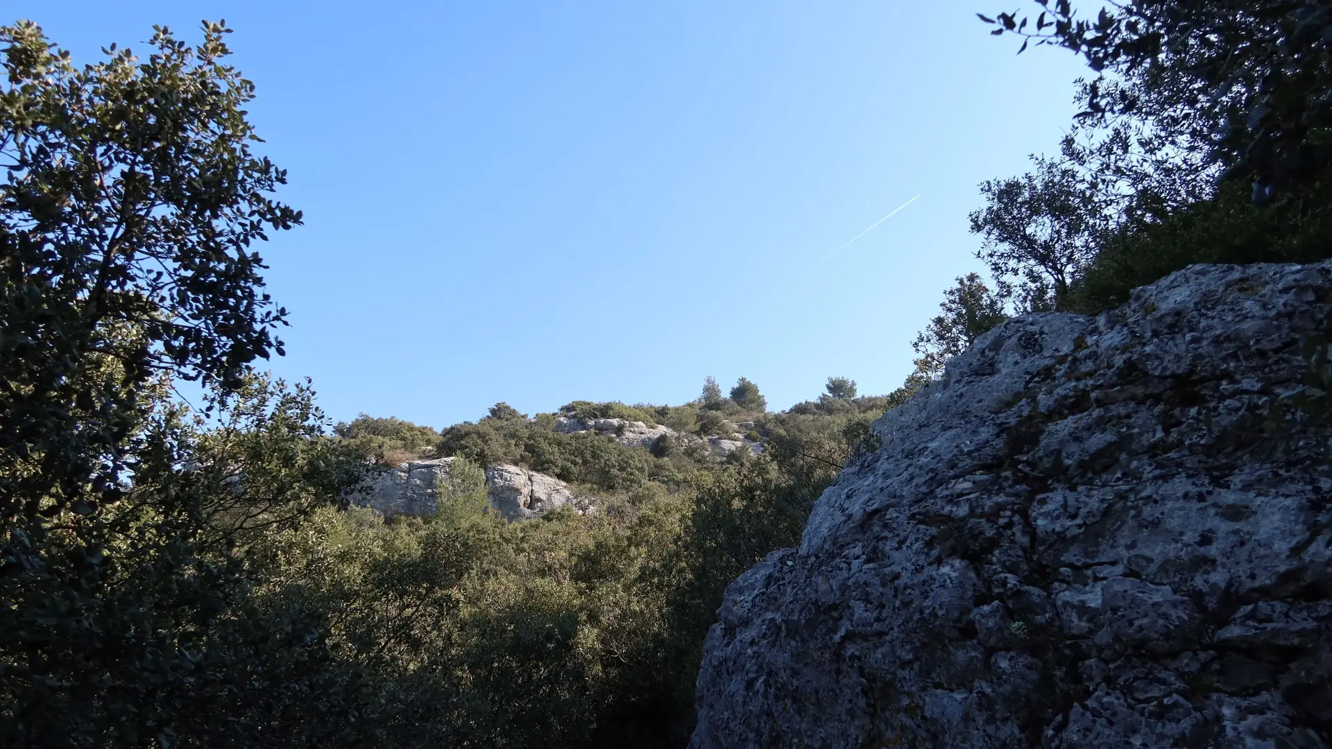 Rochers du Pieï depuis le sentier